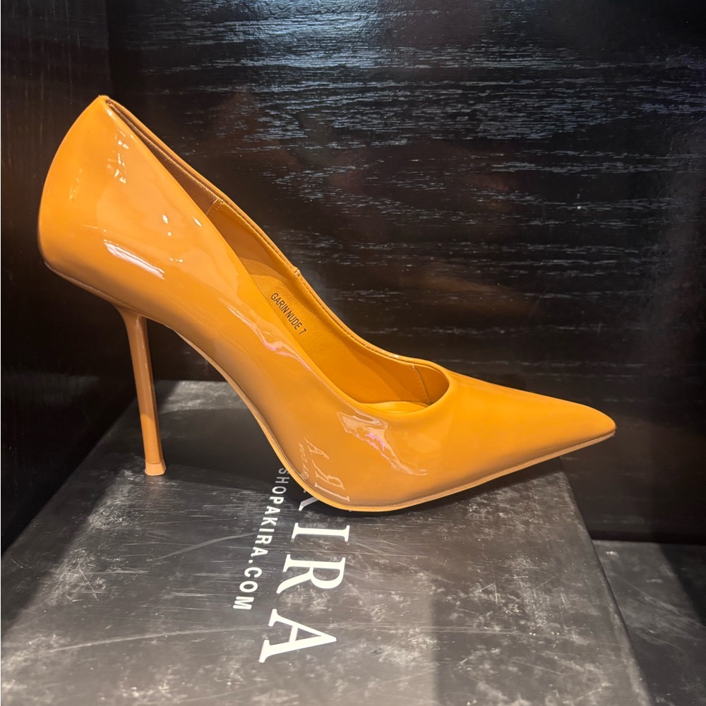 Tan Stiletto Heels last 2!
